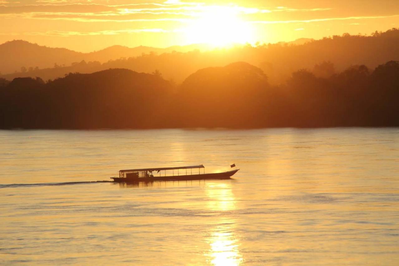 Baan Sky House Riverside Homestay Chiang Khan Exterior foto